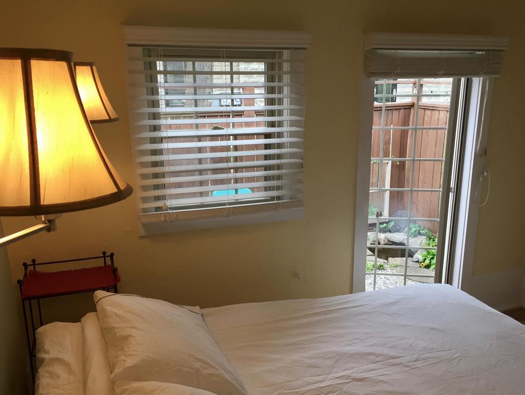 טראוורס סיטי Aberdeen Stone Cottage B&B מראה חיצוני תמונה