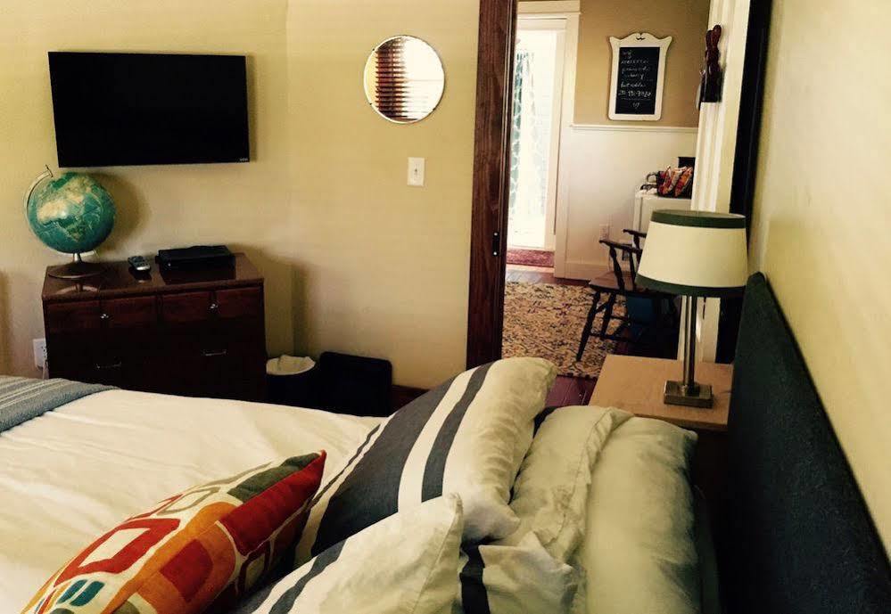טראוורס סיטי Aberdeen Stone Cottage B&B מראה חיצוני תמונה